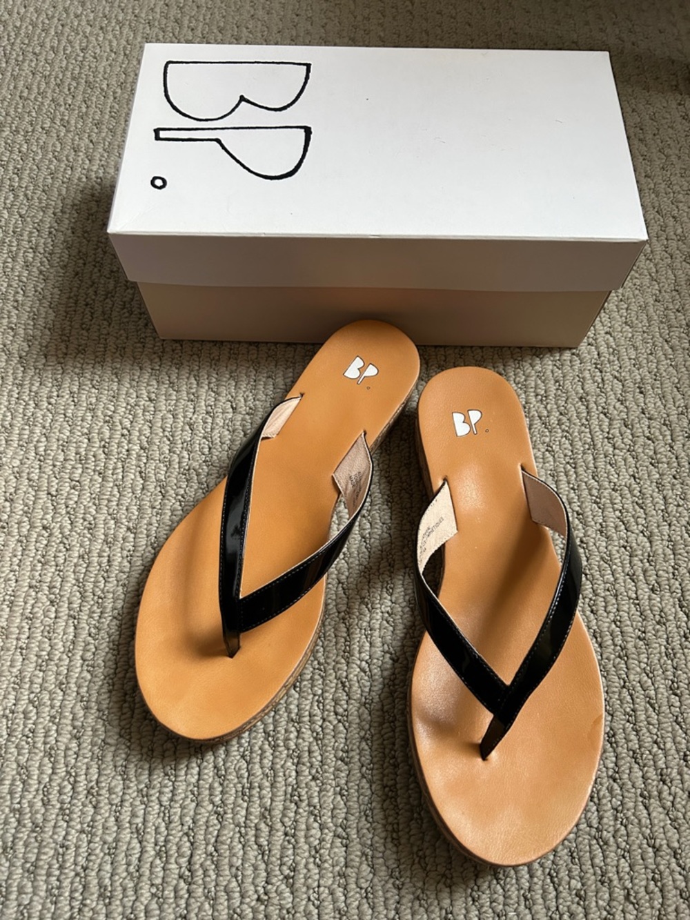 BP Black Patent Leather Flip Flop Sandals with Tan Footbed